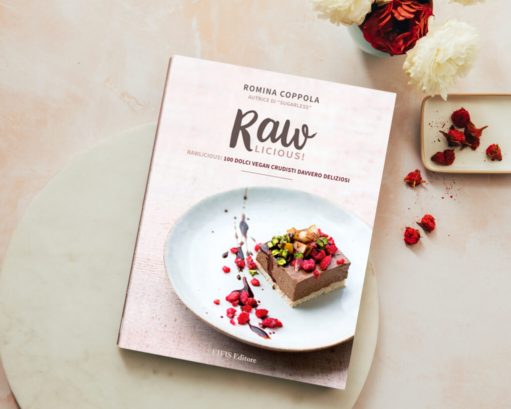 10 libri di ricette plant based: rawlicious 